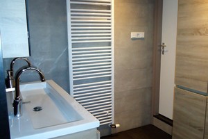 Renovatie badkamer, Overloon