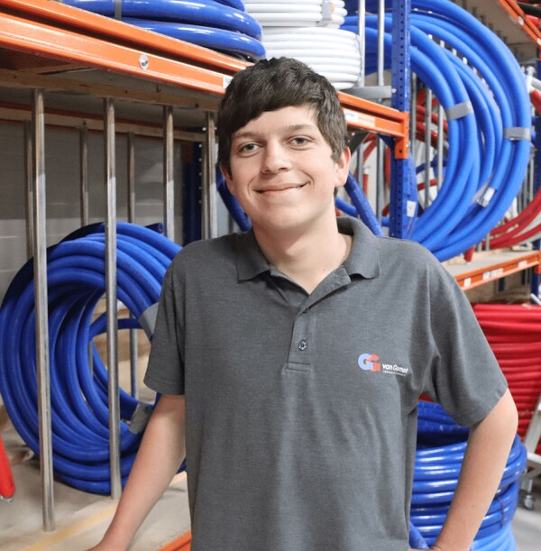 Kevin::Winkelmedewerker::https://www.vangemertbv.nl/nieuws/de-week-van-kevin/